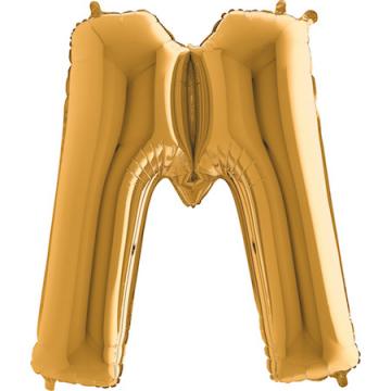 Фолиева буква златна ''M'' с височина 103 см