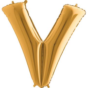 Фолиева буква златна ''V'' с височина 103 см